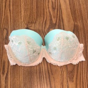Victoria's Secret Intimates & Sleepwear - Women’s lace bra Victoria's Secret Intimates & Sleepwear - Women’s lace bra
